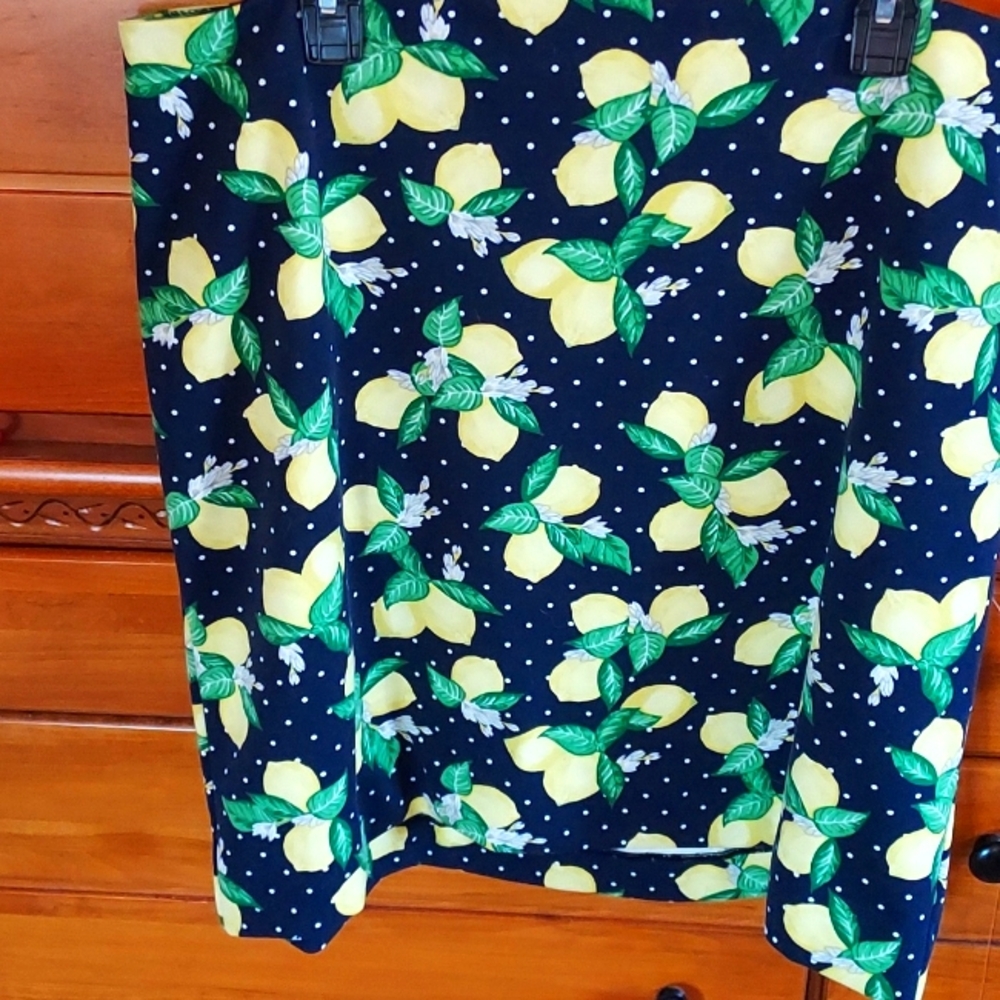 Talbots blue w lemons pull up skirt sz 16